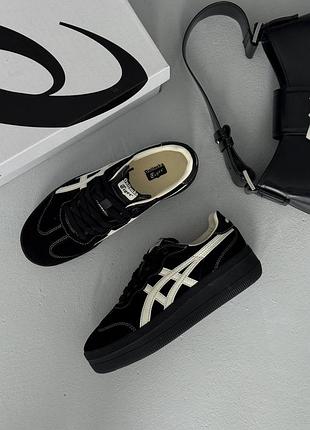 Стильні жіночі кросівки asics onitsuka tiger token platform black