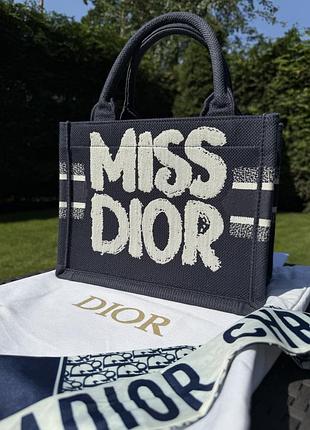 Жіноча сумка dior оригинал