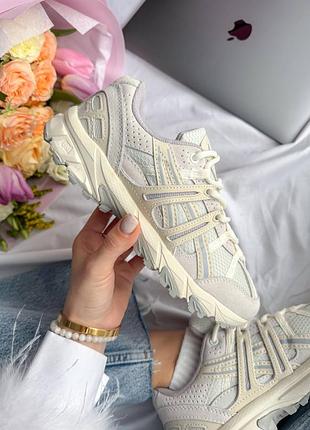 Стильні жіночі кросівки asics gel-sonoma 15-50 beige
