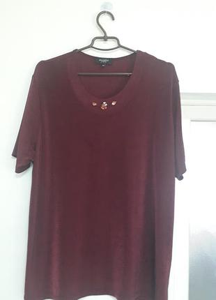 Bexleys 
42/xxl/52
женская блуза с короткими рукавами бордового цвета
Полиэстер,эластан идеальное состояние