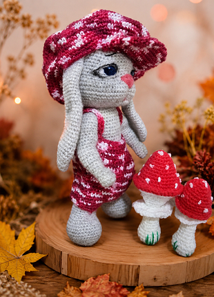 Зайчик шкет🐰