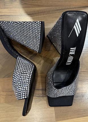 Сабо the attico devon mule в каміннях, куплені в магазині sanahunt.одягнені 1 раз