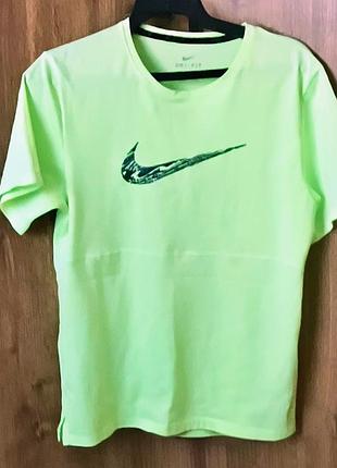 Чоловіча футболка nike running dri-fit