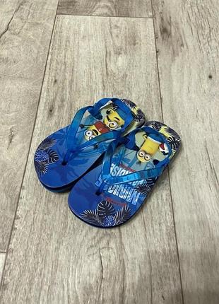 Нові прикольні вєтнамки з фіксацією по п'яті, 26-27,  minions paradise
