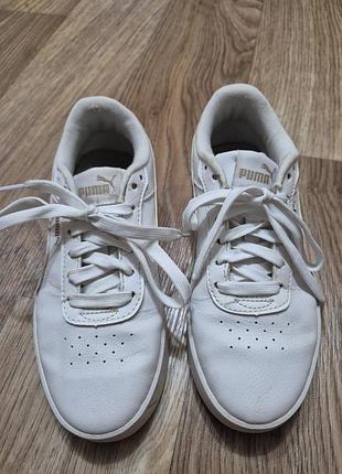 Білі кросівки puma для дівчинки 35,5