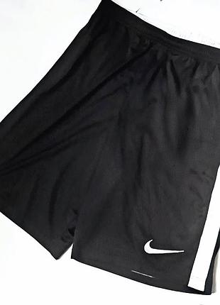 Мужские тренировочные шорты nike dri-fit