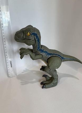 Динозавр велоцираптор блю издает звуки jurassic world mattel