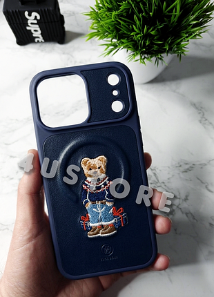 Шкіряний чохол zuck bear aristo на iphone 17 pro max синій з magsafe з ведмежам із вишивкою брендовий оригінал із захистом камери