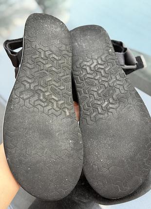 Босоніжки the north face 4