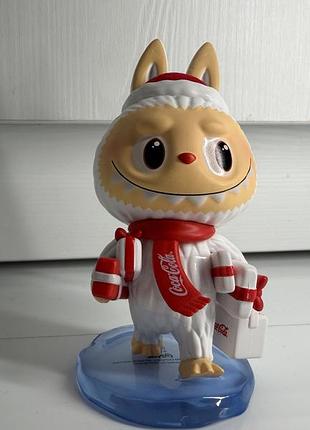 Лабубу coca kola figure pop mart original. оригінальна іігурка лабубу!!! колаборація з кока колой. без коробки але з всіма деталями. ціна вогонь