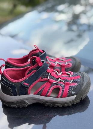 Босоніжки закриті quechua 18,5