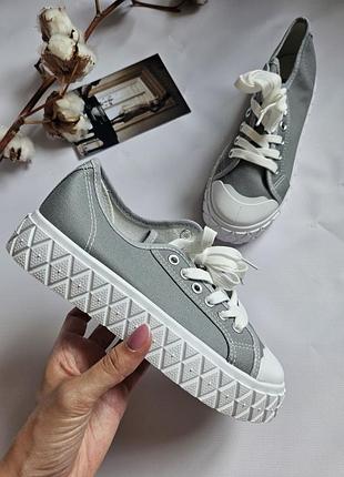 Женские кеды