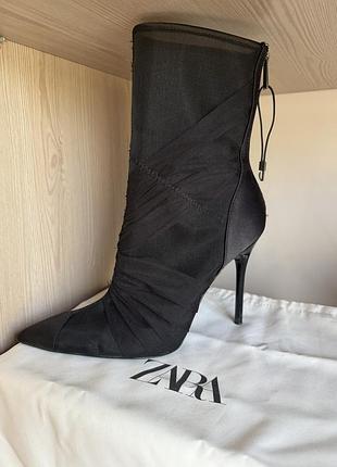 Ботинки з сітки,zara,підійде на високий підйом
