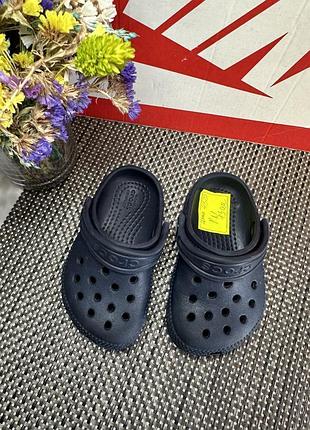 Оригинальные шлепанцы crocs