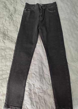 Черные женские джинсы американки