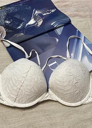 Victoria’s secret шикарний білий блискучий бюст