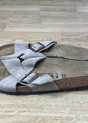 Ортопедичні шльопанці birkenstock в ідеальному стані