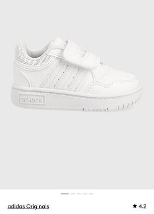 Дитячі кросівки adidas originals hoops 3.0 білі кросівки на липучку дитячі кросівки adidas 26р високі кросівки 26р