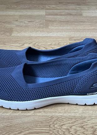Сліпони skechers в ідеальному стані