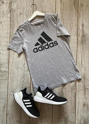 Футболка adidas 11-12 років