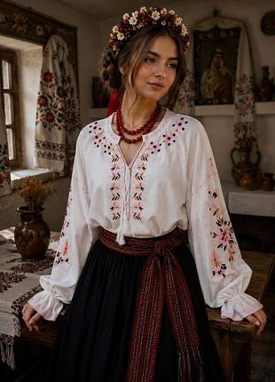 Лляна вишиванка з довгим рукавом