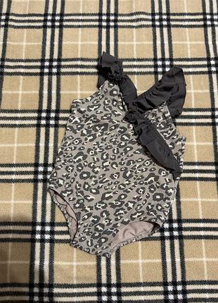 Суцільний купальник h&m з лео принтом 12-18 міс.