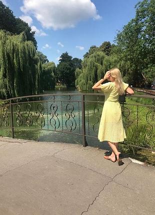 Лимонна сукня в ідеальному стані