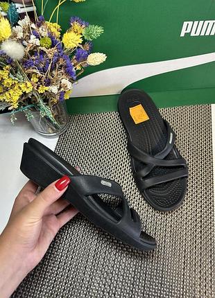 Оригинальные шлепанцы crocs