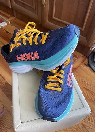 Кросівки hoka