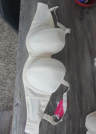 Новый бюстгальтер от бренда curvy kate