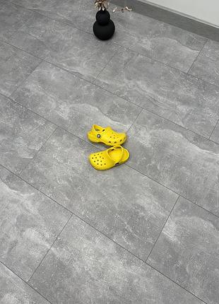 Тапочки crocs 25 (14.9 cm)