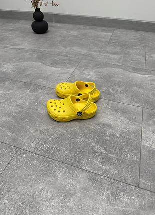 Тапочки crocs 25 (14.9 cm) 8