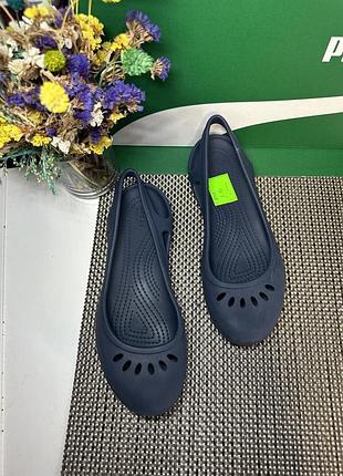 Оригінальні шльопанці балетки crocs