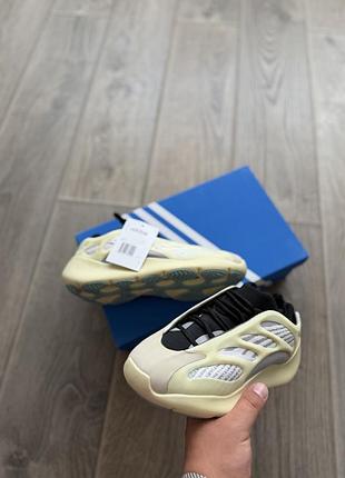 Adidas yeezy boost 700 v3 azael