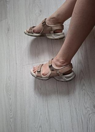 Босоніжки шкіра clarks унісекс p 38,5-39-39,5