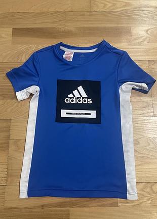 Футболка adidas