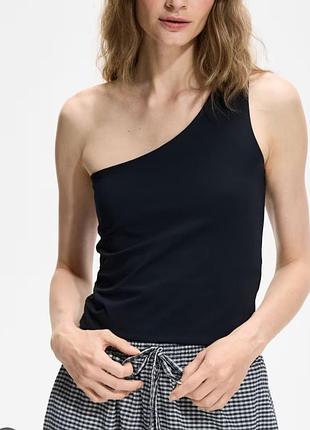 Primark чорний топ на одне плече