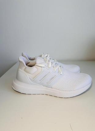 Оригінальні білі літні кросівки adidas ultradream