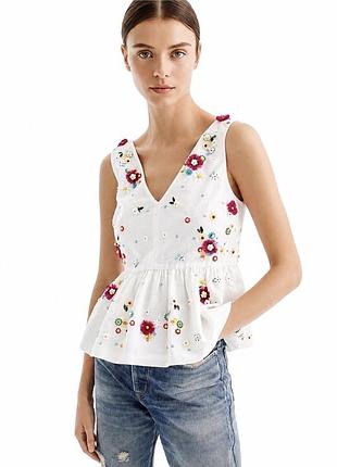 Лляний жіночий топ j crew . вишивка , паєтки. s