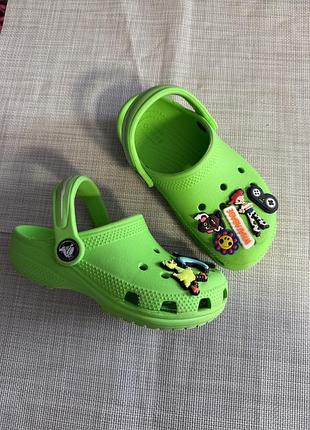 Оригинальные шлепанцы crocs