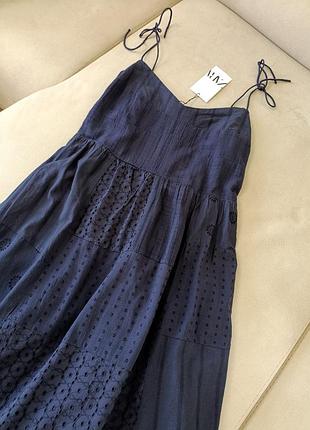 Сукня  міді з вишивкою zara