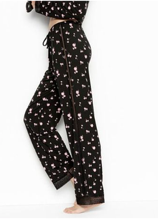 Пижамные штаны для дома и отдыха, от victoria's secret. s сост. нового