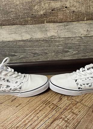 Білі кеди vans 2