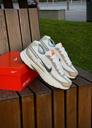 Nike initiator 5