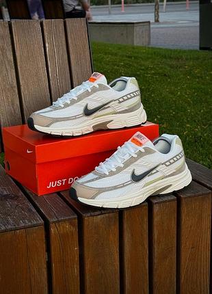 Nike initiator 6