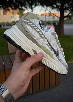 Nike initiator 7