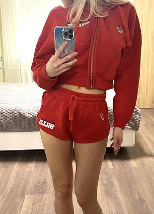 Шорти від zara