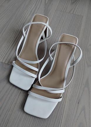 Босоніжки h&m 38р