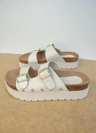 Стильные шлепанцы, босоножки bershka