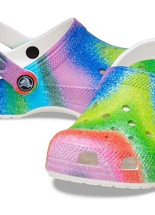 Crocs classic spray dye clog j4 радуга розмір 36 унісекс